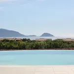 Alba Nuova With Infinity Pool & Amazing Sea View 골푸아랑시