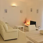 Alba Nuova With Infinity Pool & Amazing Sea View 빌라