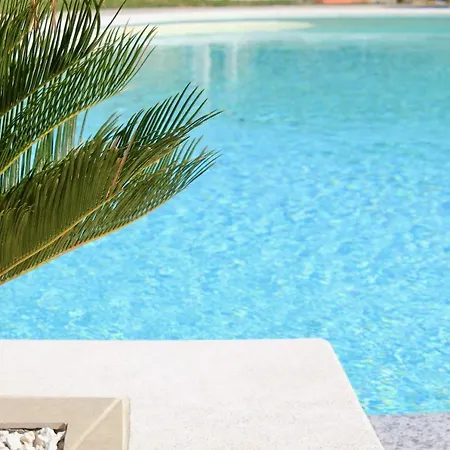 Alba Nuova With Infinity Pool & Amazing Sea View 빌라 *